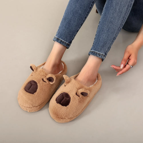 A Pair of Brown Plush Capybara Animal-Patterned Furry Home Slippers with Soft Soles, Comfortable and Warm, Non-Slip Indoor Slippers Suitable for Men and Women, Lightweight, Silent, and Comfortable Shoes, the Perfect Holiday G
