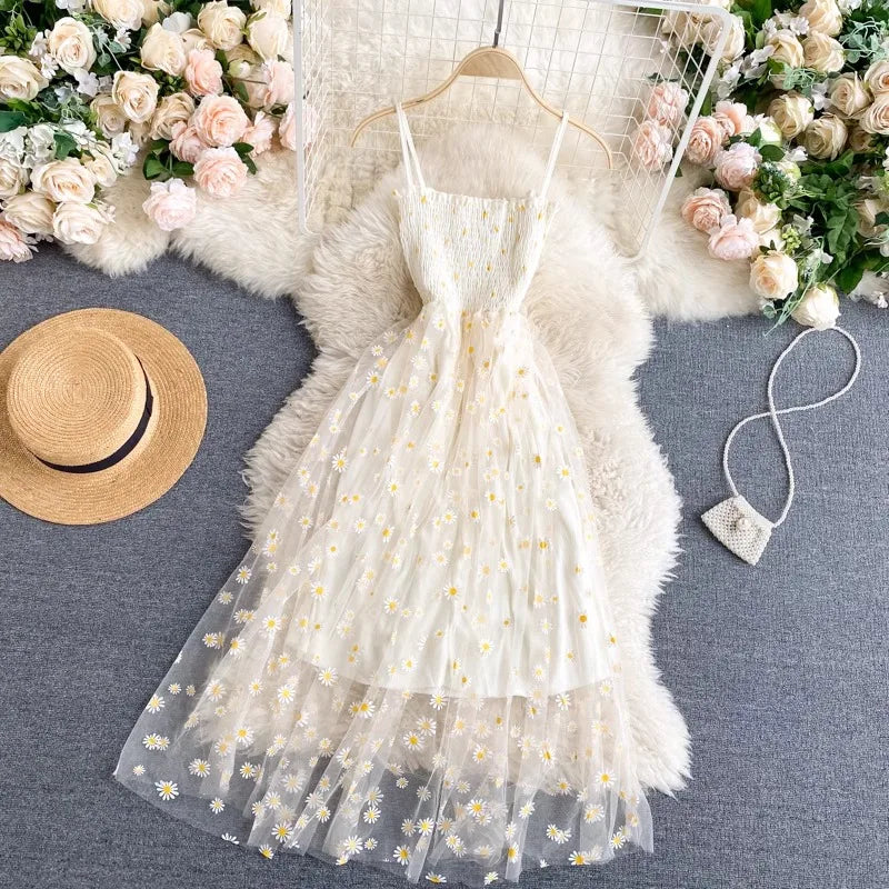 YuooMuoo Women Dress 2026 New Korean Fashion Delicate sleeveless dress with  floral accents, featuring a sheer overlay for a feminine and elegant look — perfect for summer outings or casual occasions.