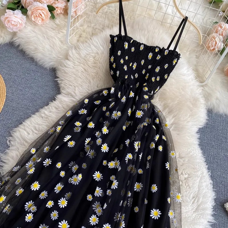 YuooMuoo Women Dress 2026 New Korean Fashion Delicate sleeveless dress with  floral accents, featuring a sheer overlay for a feminine and elegant look — perfect for summer outings or casual occasions.